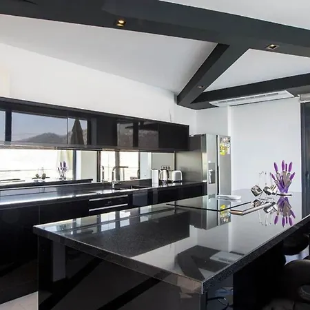 Villa 5 Bedroom 9363 Kalkan