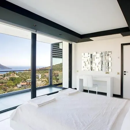 Villa 5 Bedroom 9363
